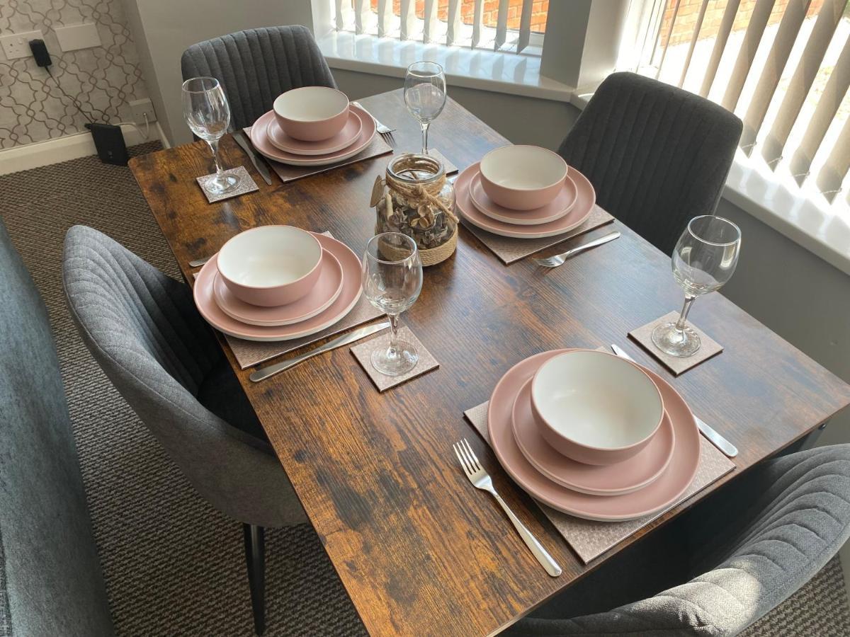 Sleepover 2 Free Parking Sleeps 6 * Blackpool