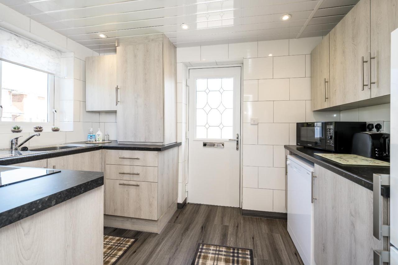 Holiday home Buttercup Bungalow In Blackpool