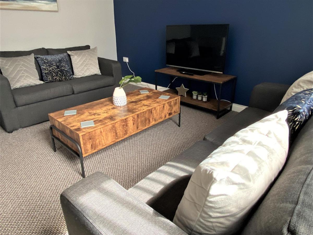 Sleepover 6 Free Parking Sleeps 6 * Blackpool