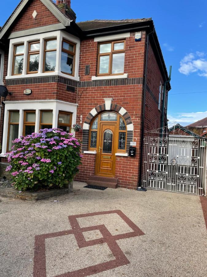 Holiday home Spacious And Stunning 4 Bed House In Blackpool