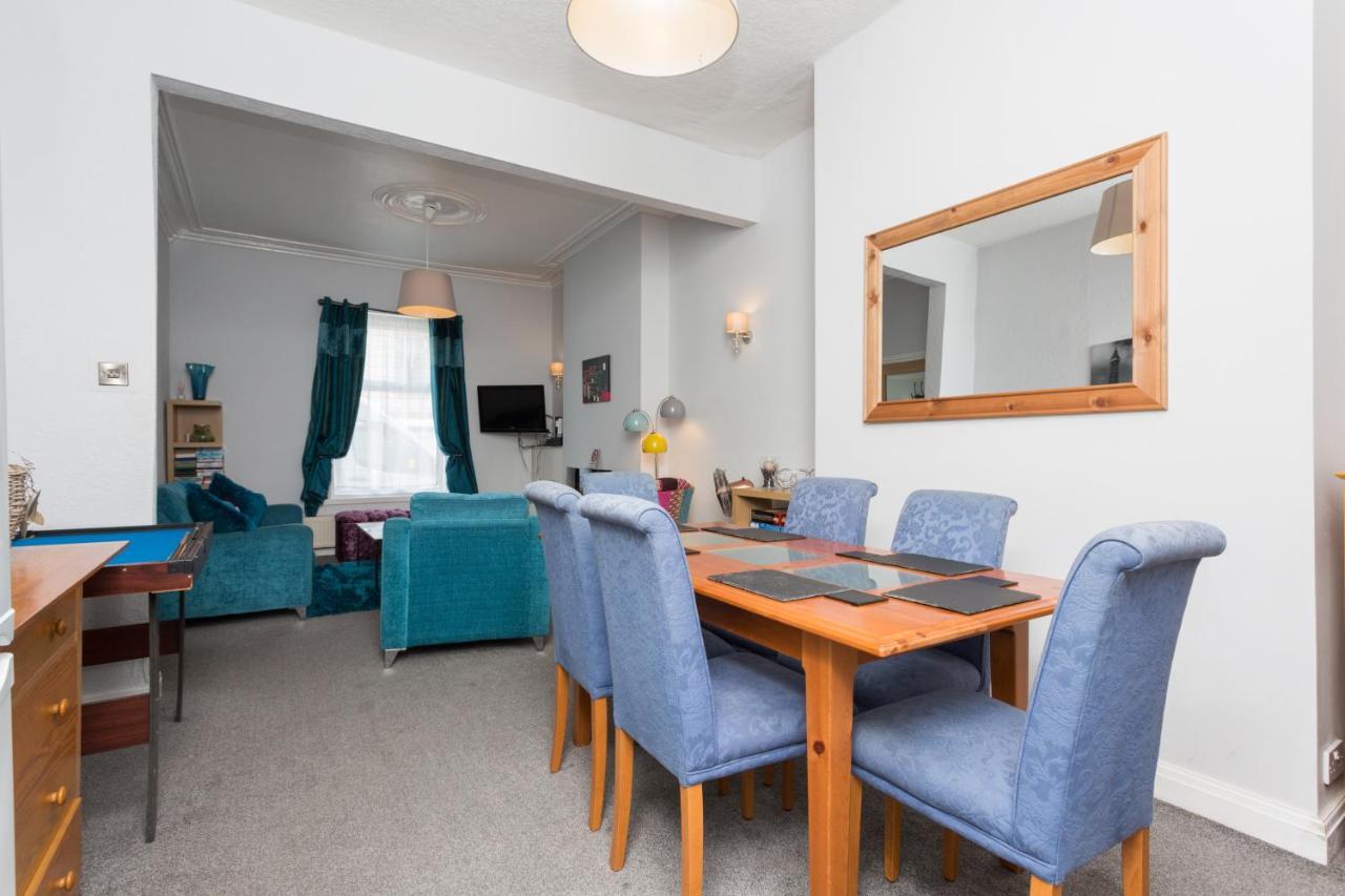 Langan's Let Blackpool