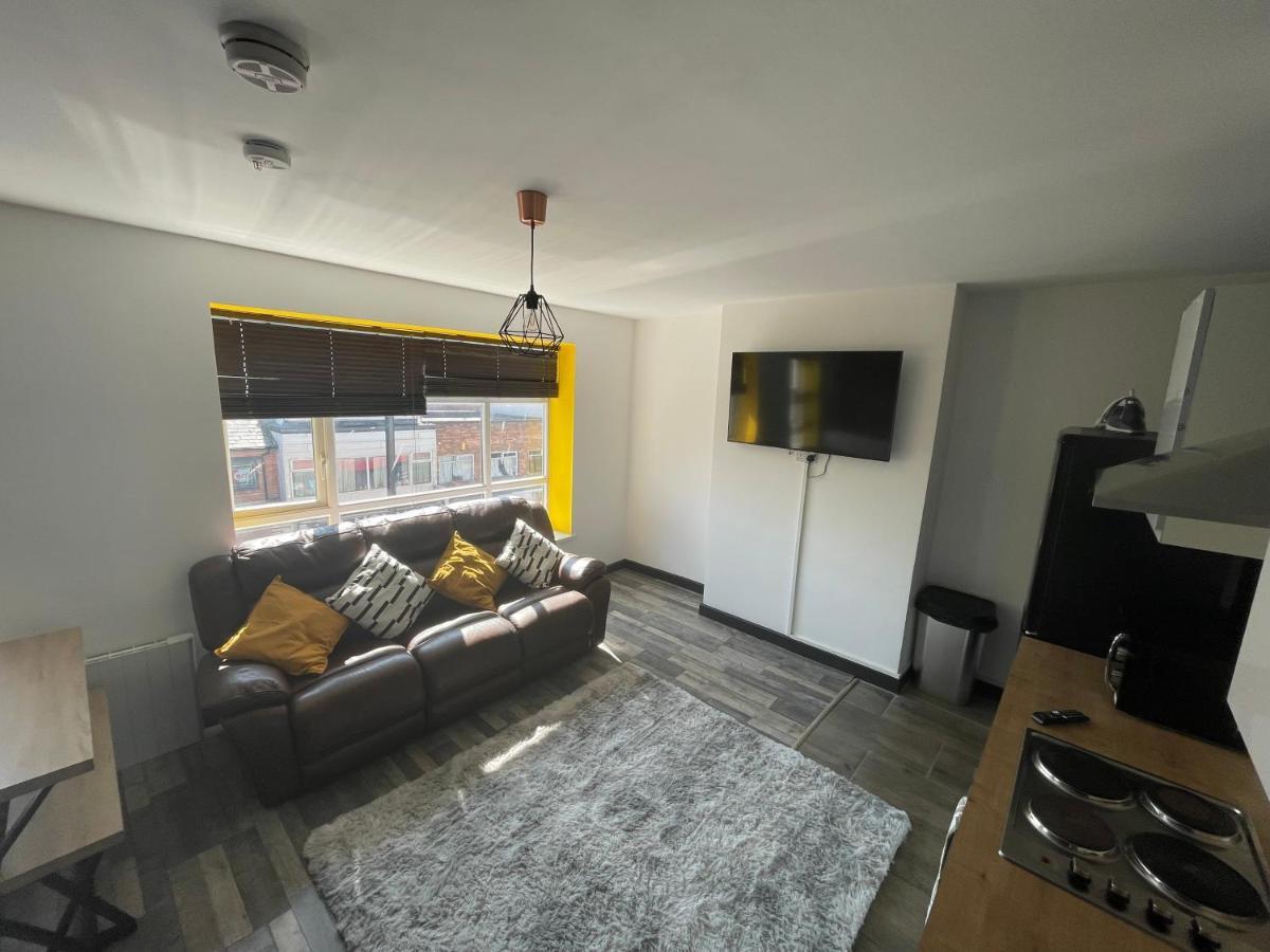 The Willow - Superb Spacious 3 Bed Room Apartment Apartment