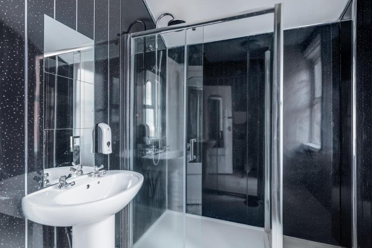 Albert Suites By Sasco Apartments