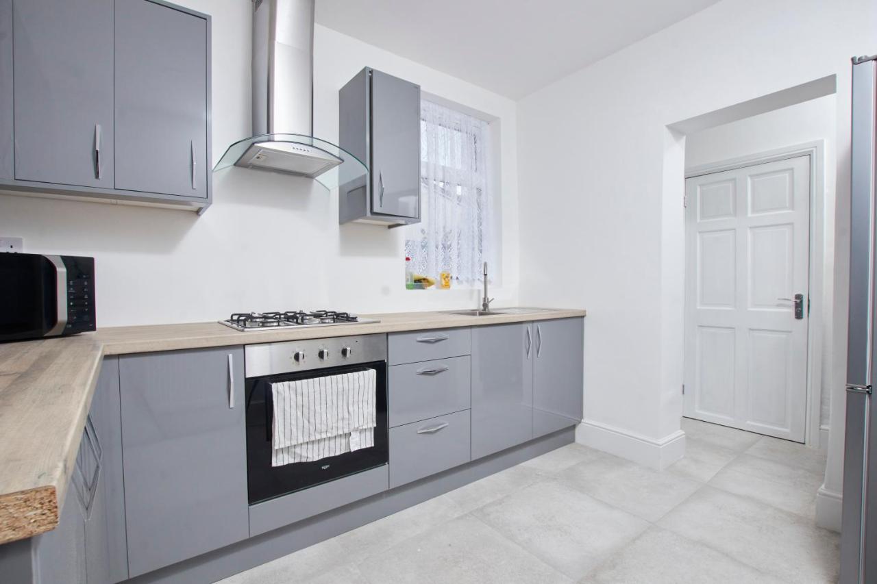 Stylish Gem - Great Location! Apartment