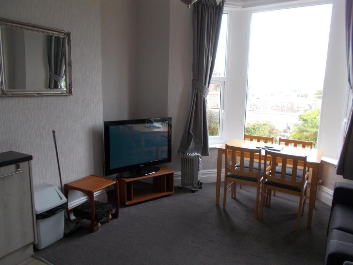 Kelso House Flats Apartment