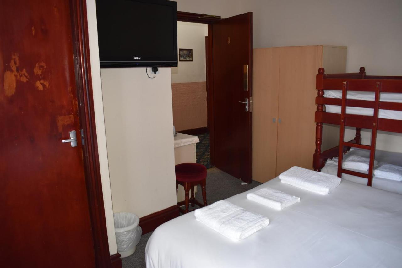 Lyndhurst Bed & Breakfast 2*