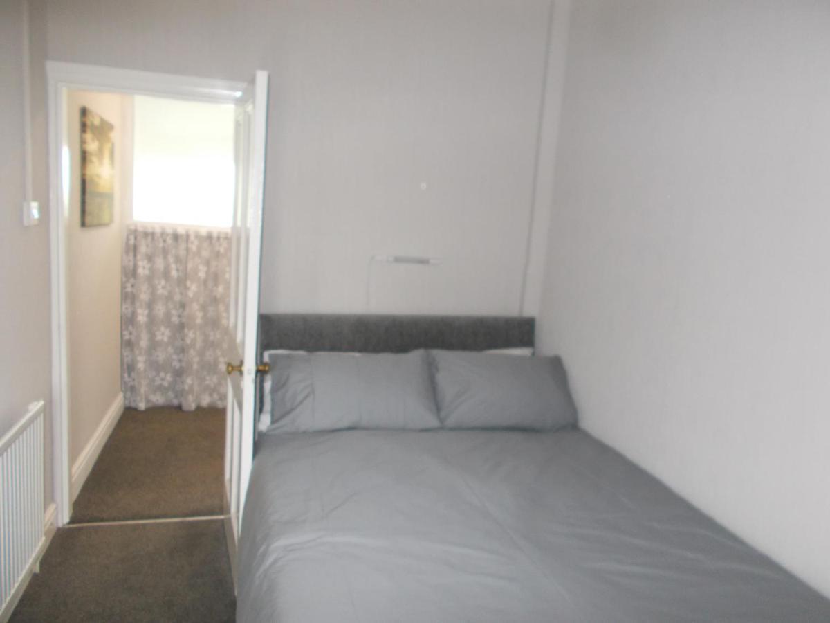 Kelso House Flats *