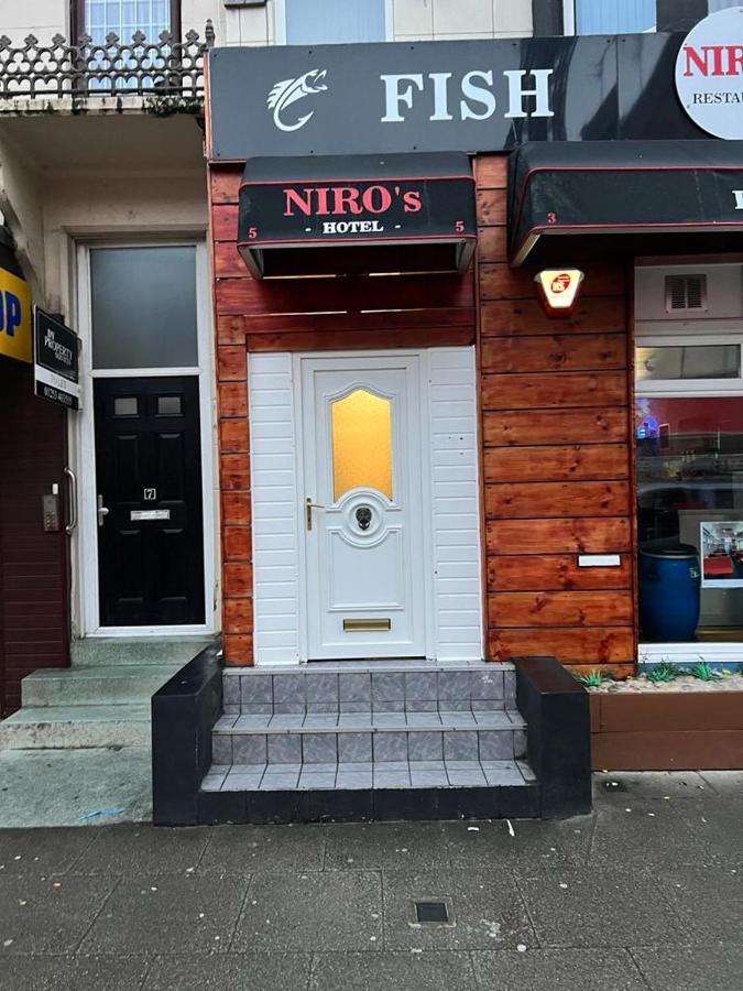 Niro's