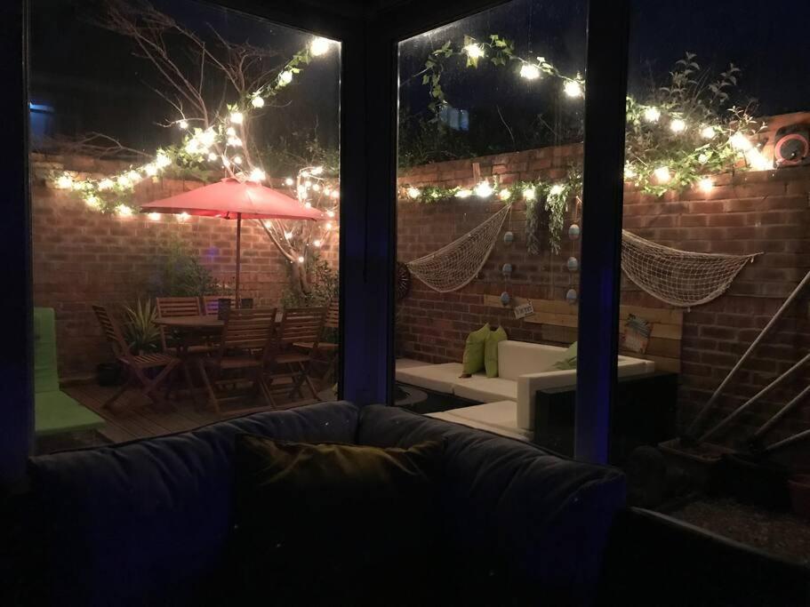 The House South - - Entire Holiday home
