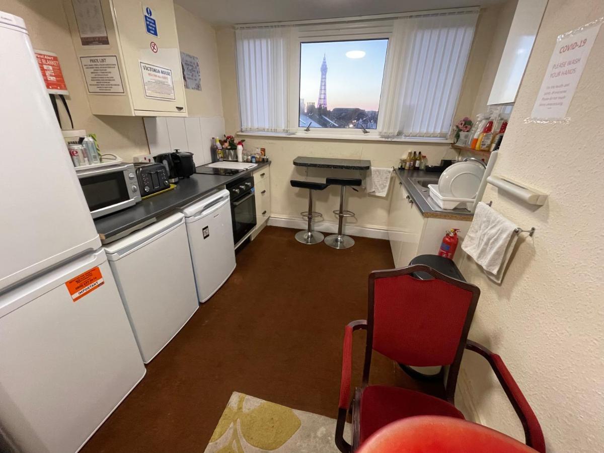 Victoria House - Self Catering Quiet - Adult Singles And Couples Only *