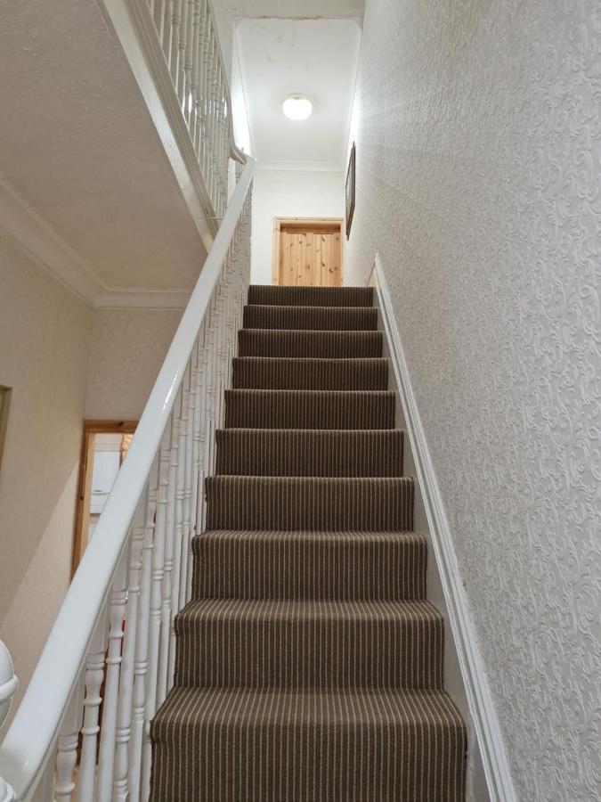 Cheerful 4-bedroom Close To The Sea Holiday home