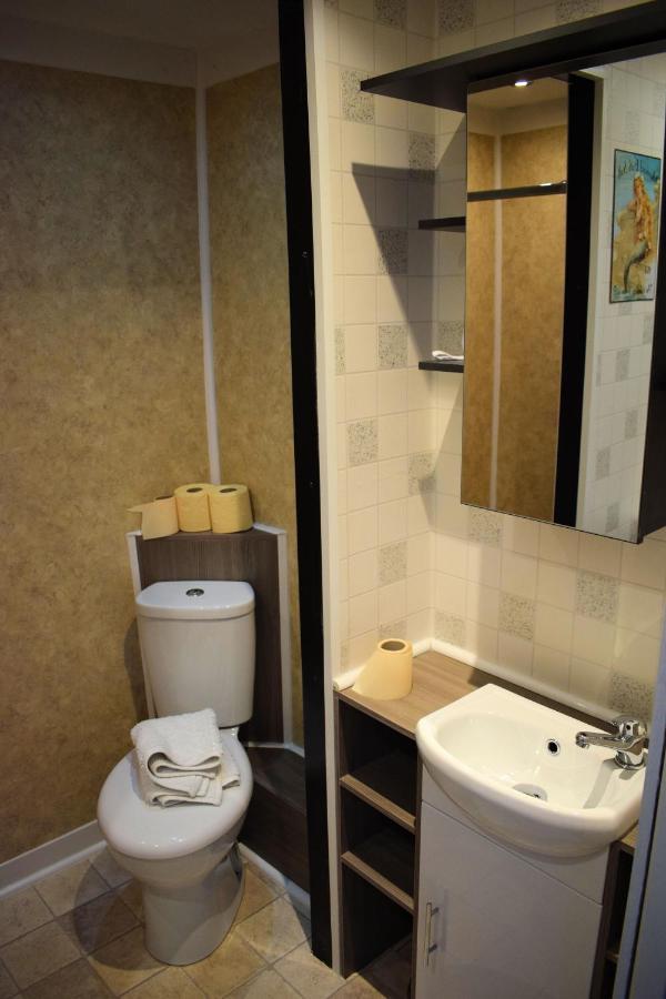 Guest house The Clarendon