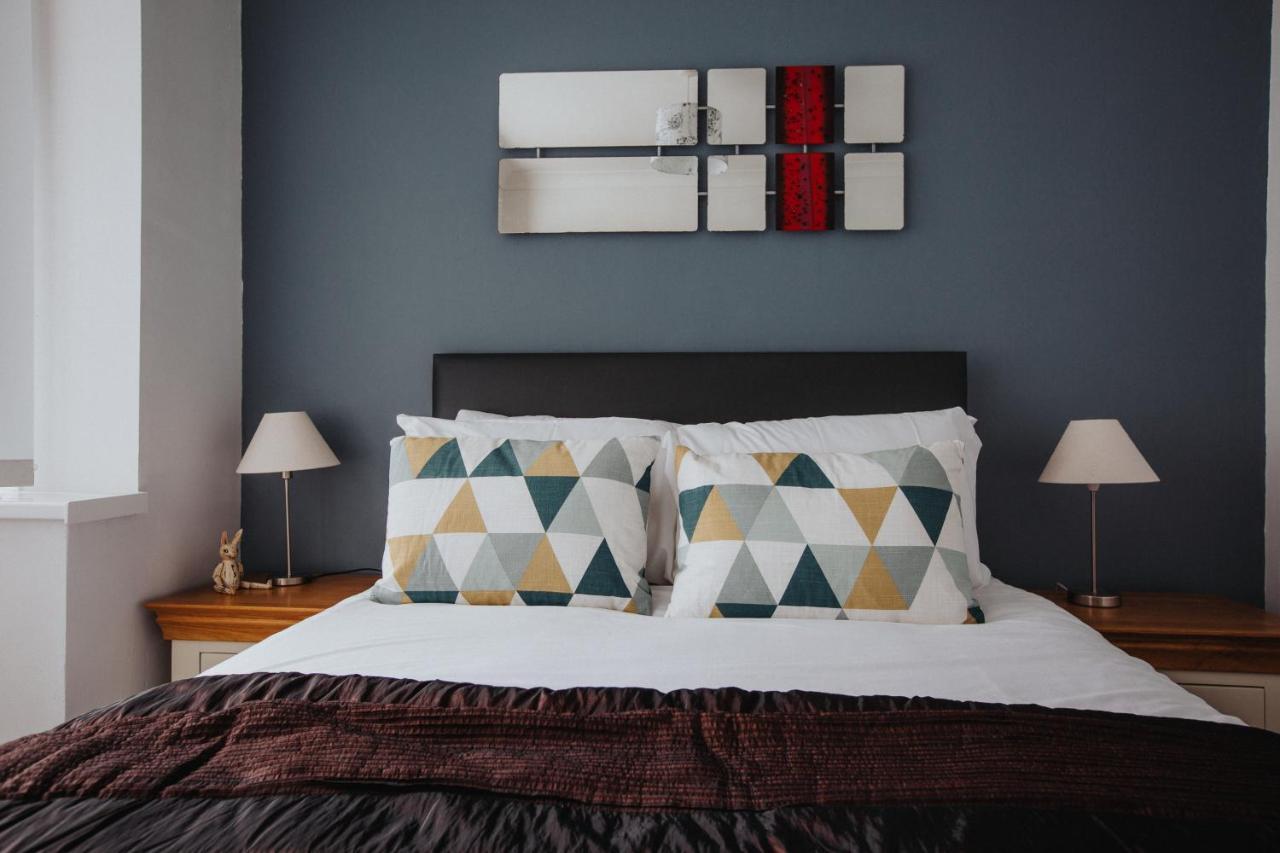 Hillside House - 2 Bedrooms Parking Wi-fi Hospital * Blackpool