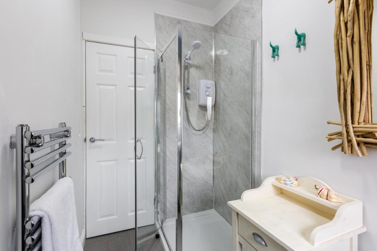 Hillside House - 2 Bedrooms Parking Wi-fi Hospital Blackpool