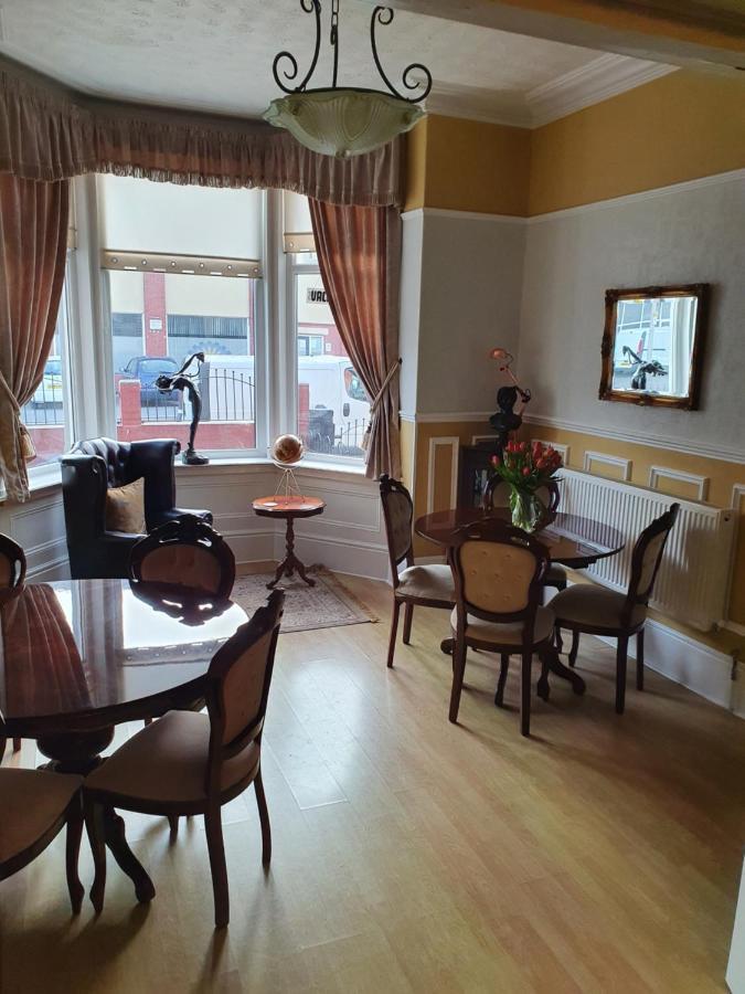 Guest house J's Mayfair Blackpool