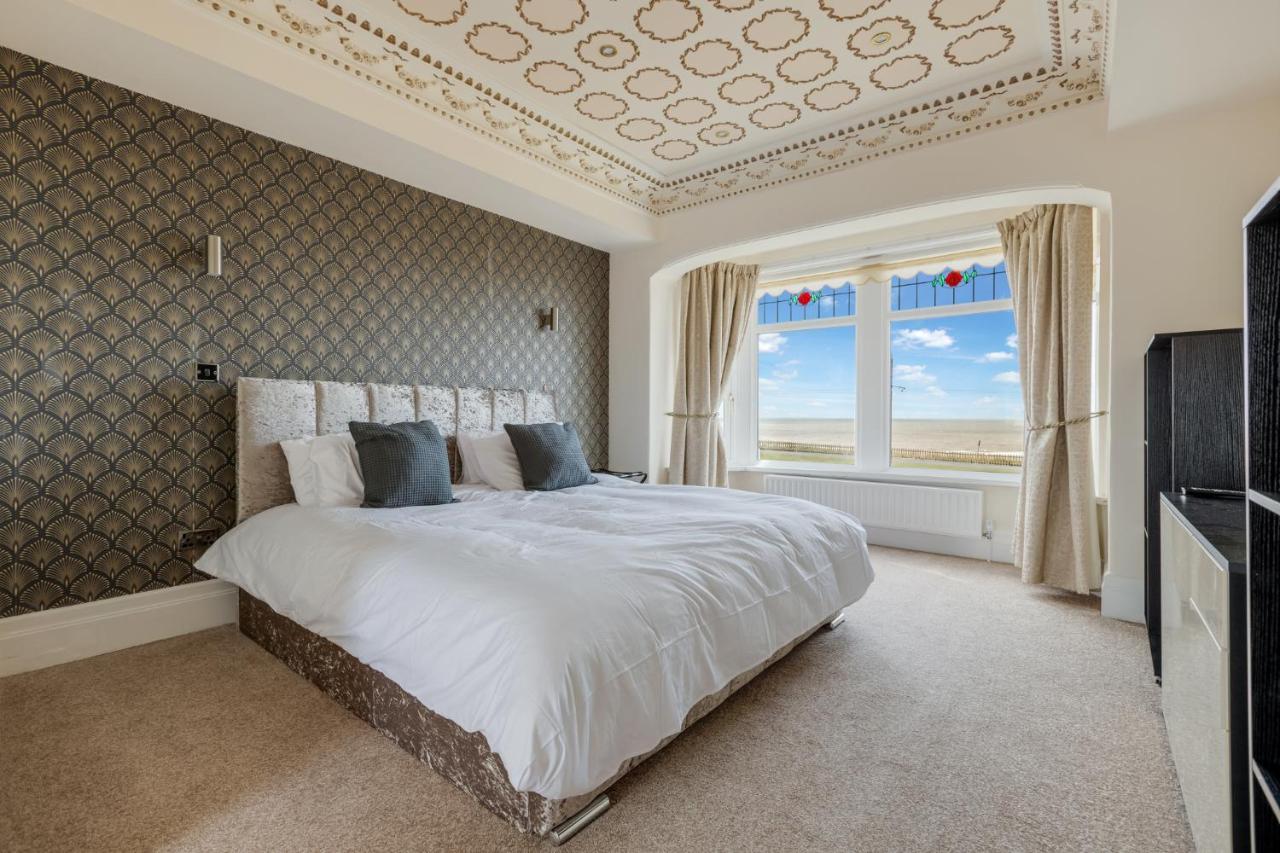 Queens Crest By Sasco Holiday home Blackpool