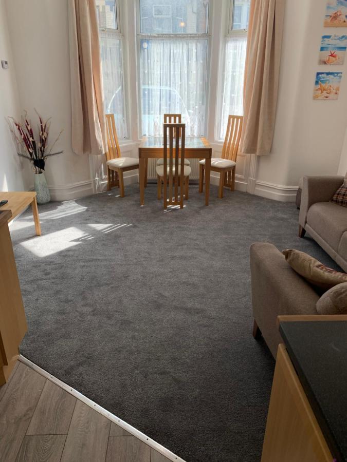 Delamere Ground Floor Flat Apartment *