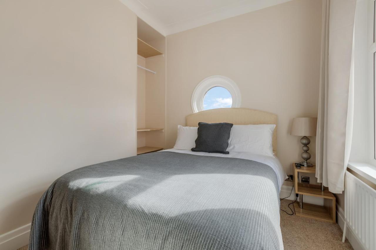 Queens Crest By Sasco Holiday home