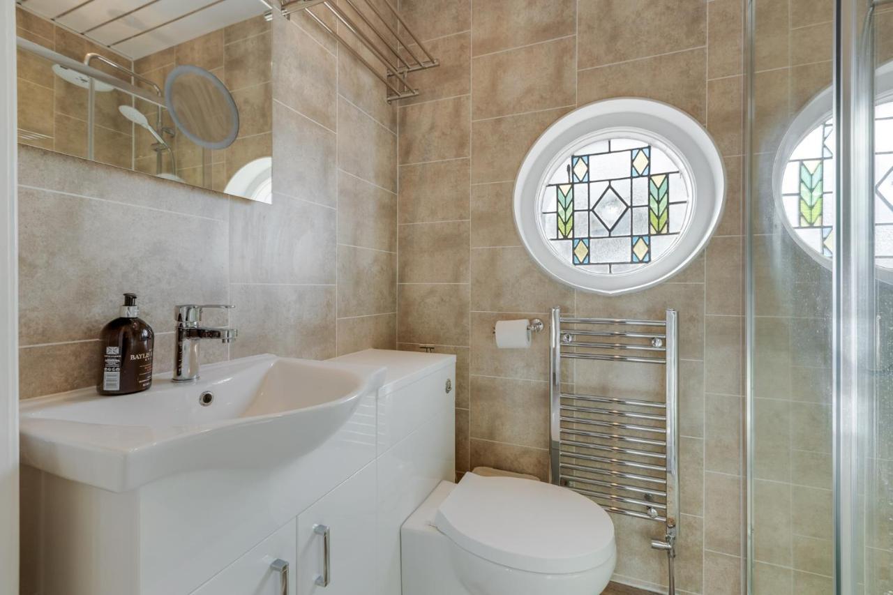 Queens Crest By Sasco Holiday home