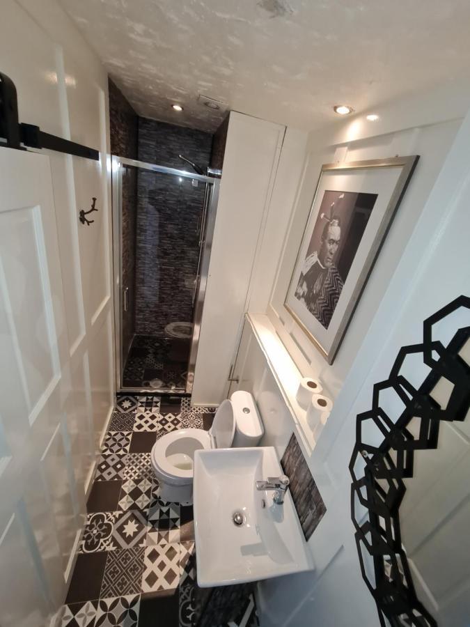 Elmora House * Blackpool
