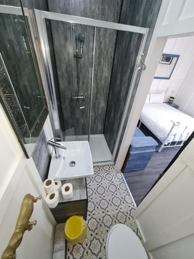 Elmora House * Blackpool