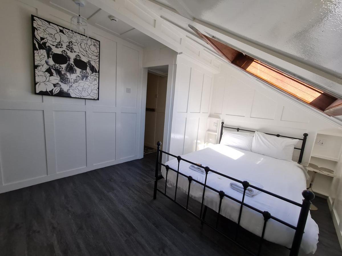 Elmora House Guest house *