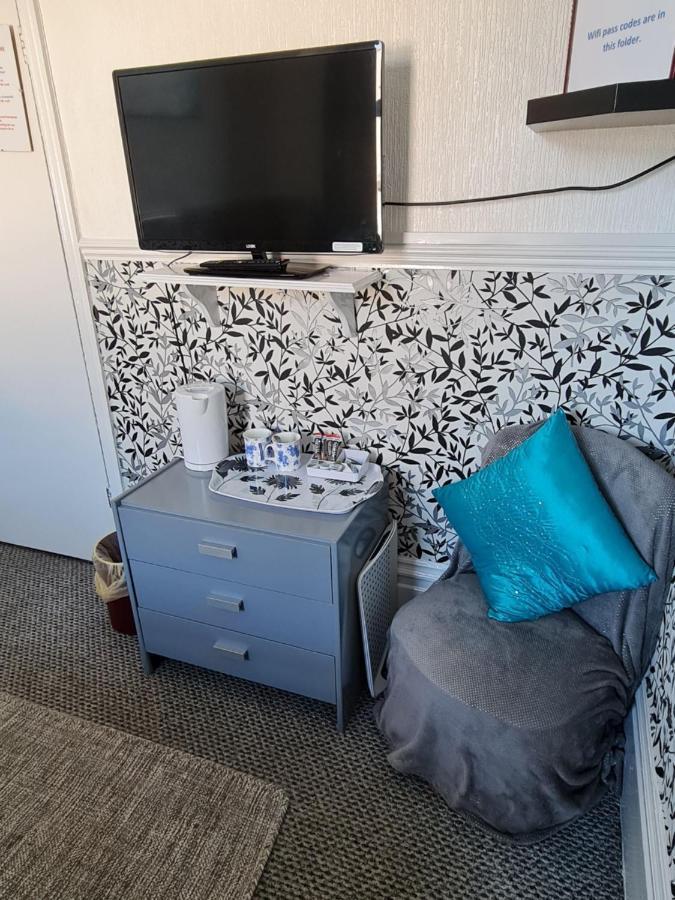 Hotel Waters Edge 3*