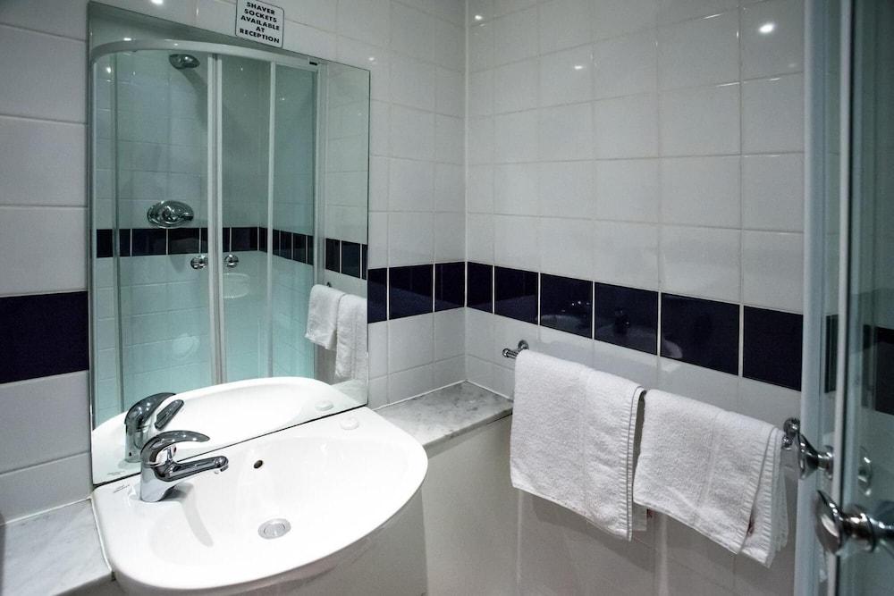 The Metropole 3*