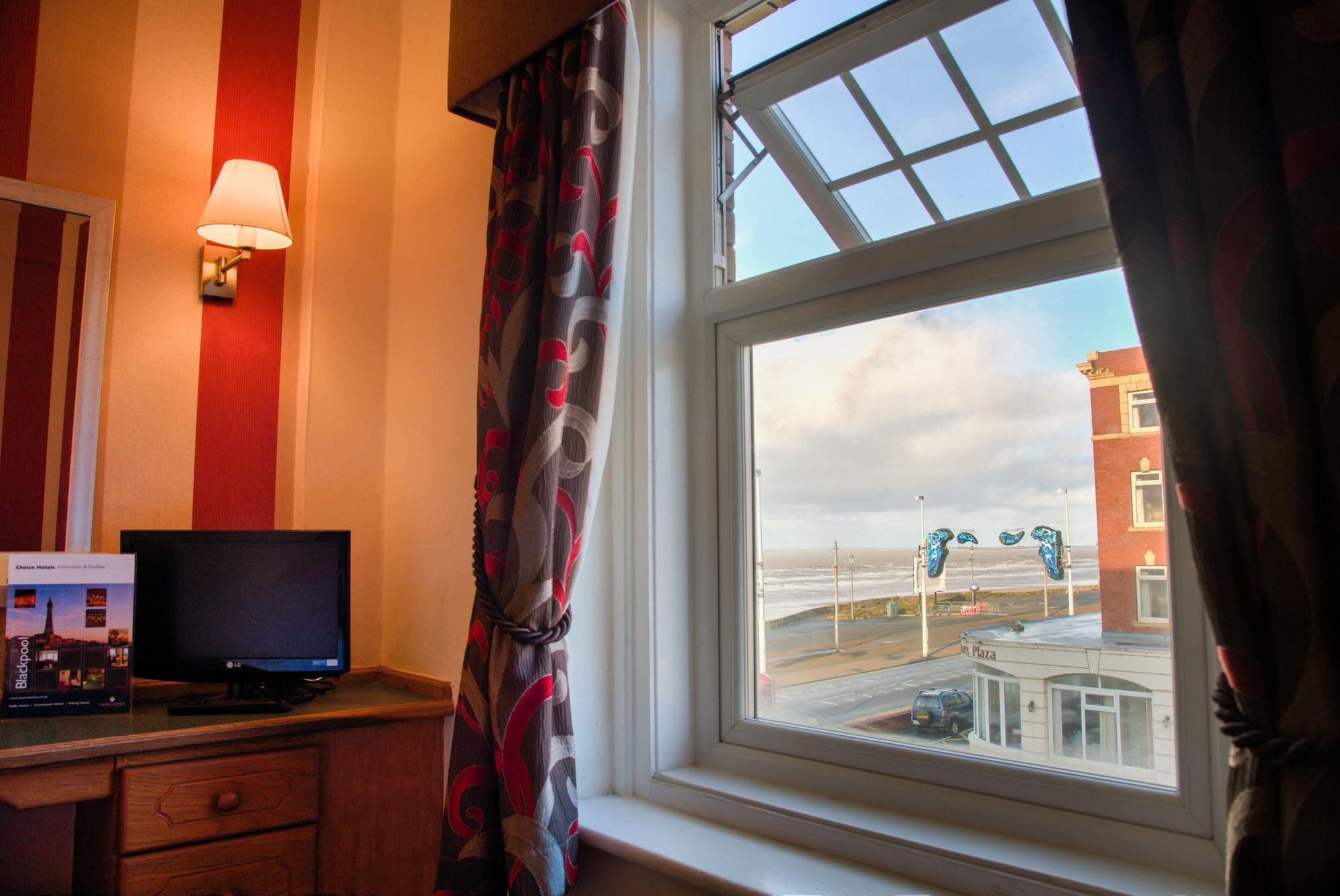Hotel Cliffs Blackpool