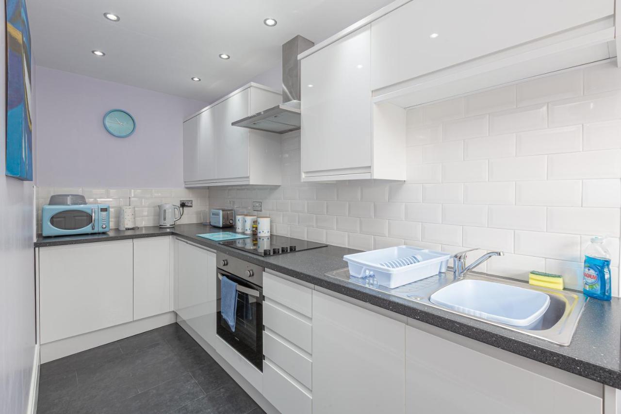Eden - Family Apartment, Wifi & Parking Apartment *