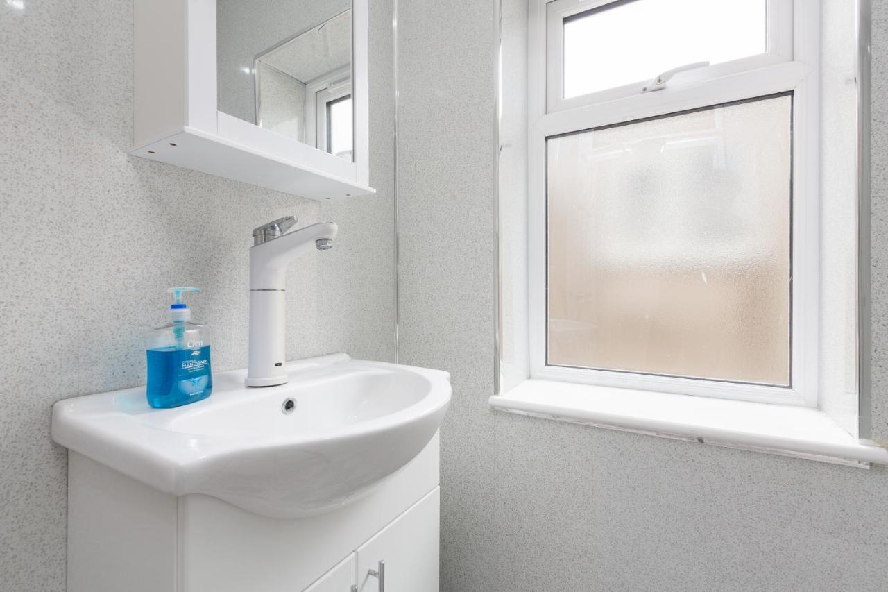 Eden - Family Apartment, Wifi & Parking Apartment