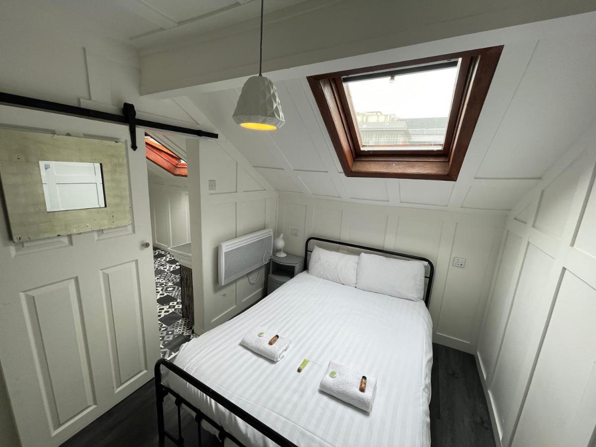 Elmora House Guest house *