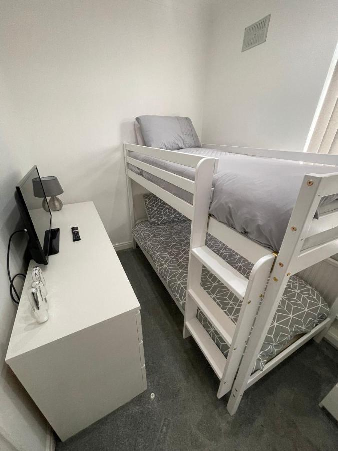 Ailsa House Free Parking Gym Equipment Holiday home *