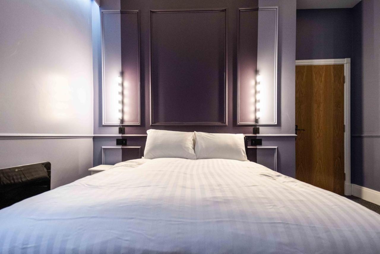 Luxury By Sasco Apartment