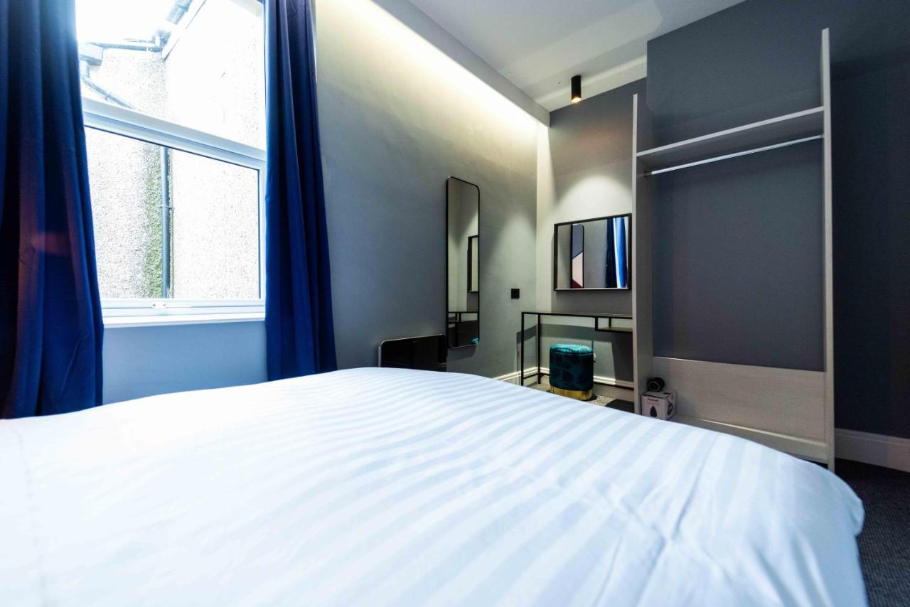 Luxury By Sasco Apartment