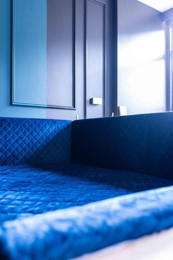 Luxury By Sasco Apartment