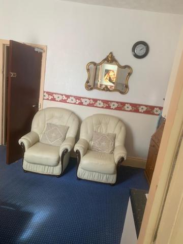 Yorkshire Street Apartment *