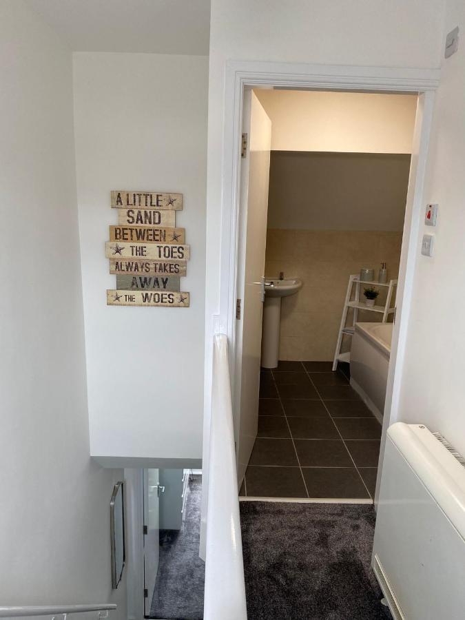 Stylish 2 Bed Sea Front Location 3 * Blackpool