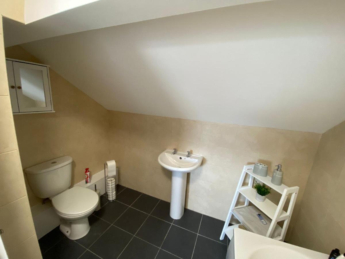 Stylish 2 Bed Sea Front Location 3 Apartment Blackpool