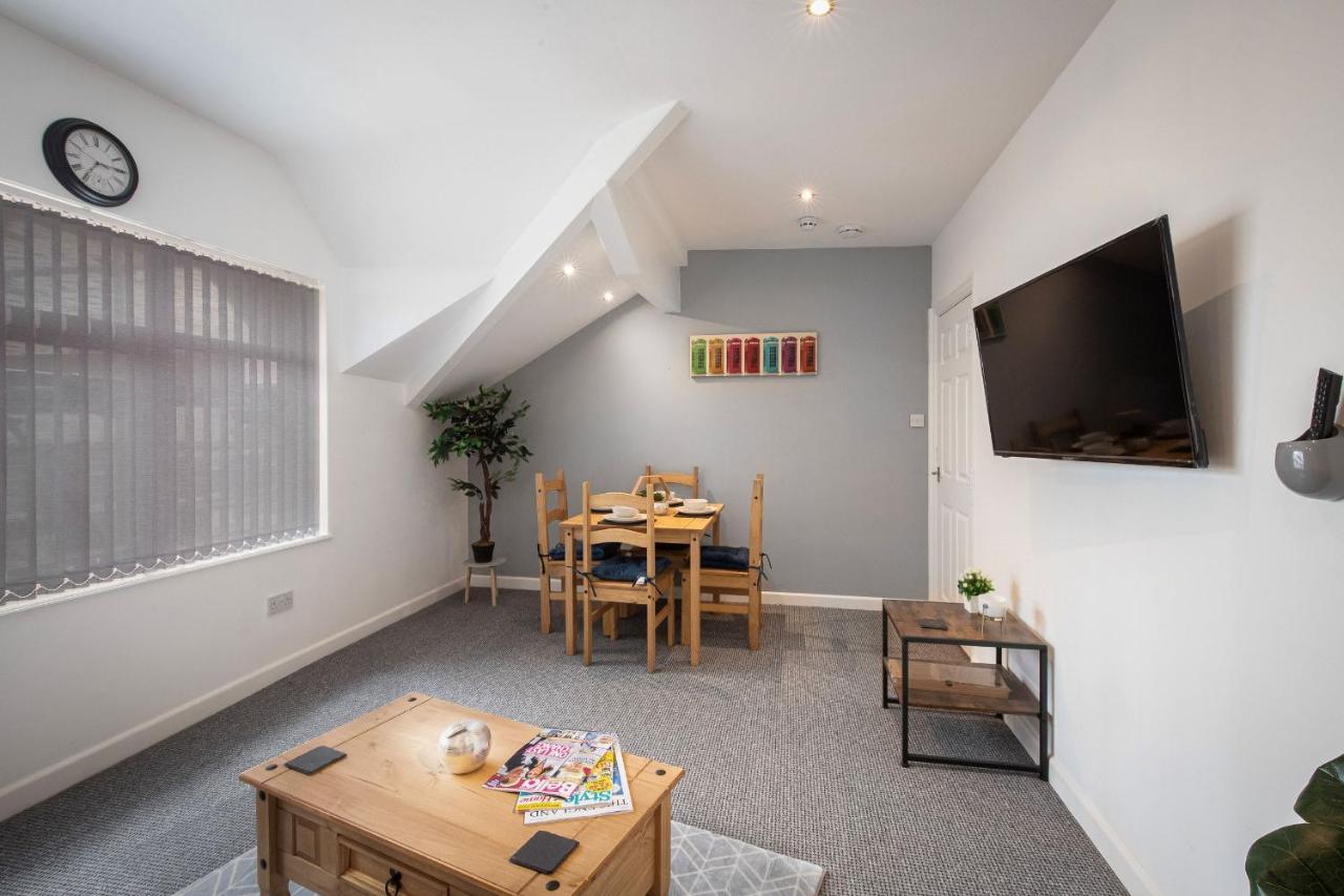 03 Holmfield Apartment Blackpool