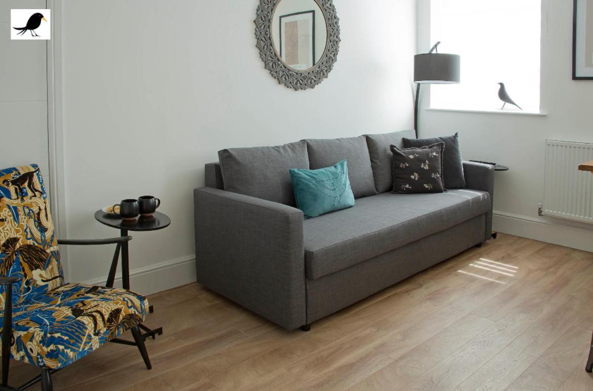 Apartment Blackbird And Luxury 15 Blackpool