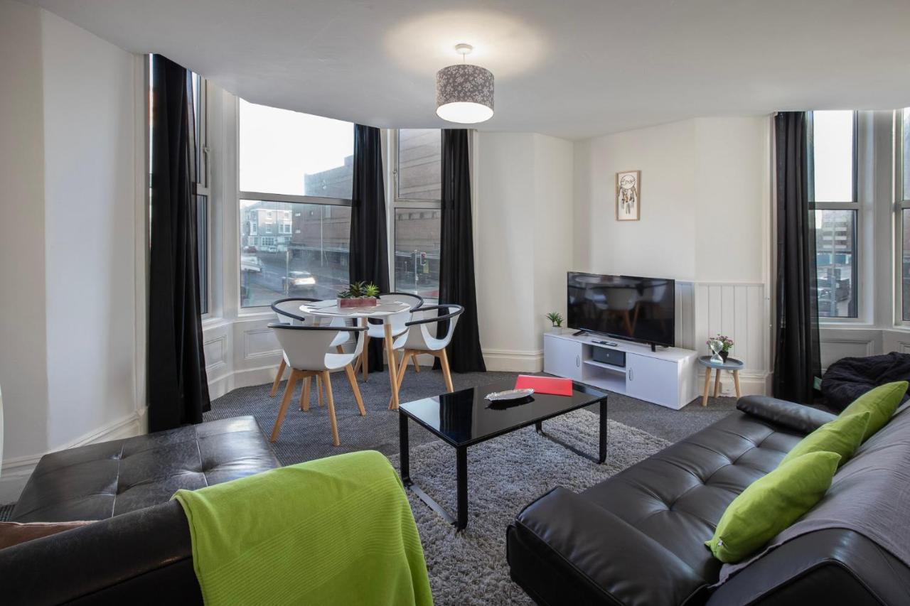 02 Springfield - Sleeps 6 * Blackpool