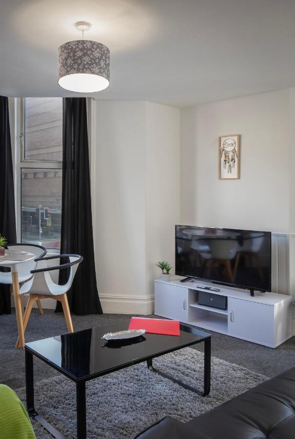 02 Springfield - Sleeps 6 Apartment Blackpool