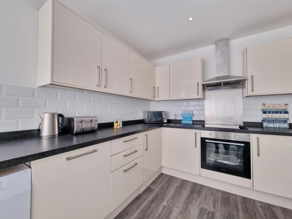 Dysa Promenade Apartment Blackpool