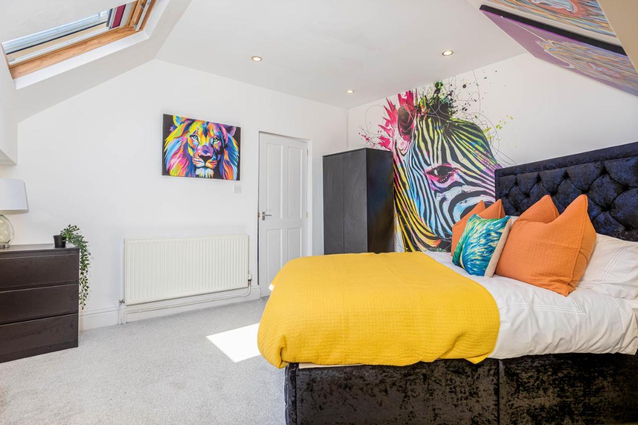 Holiday home Empress Hall By Charles Alexander Short - Sleeps 20