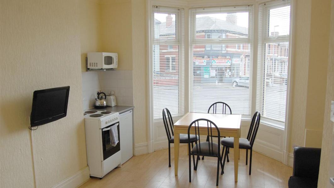 New Clifton Holiday Apartments Blackpool