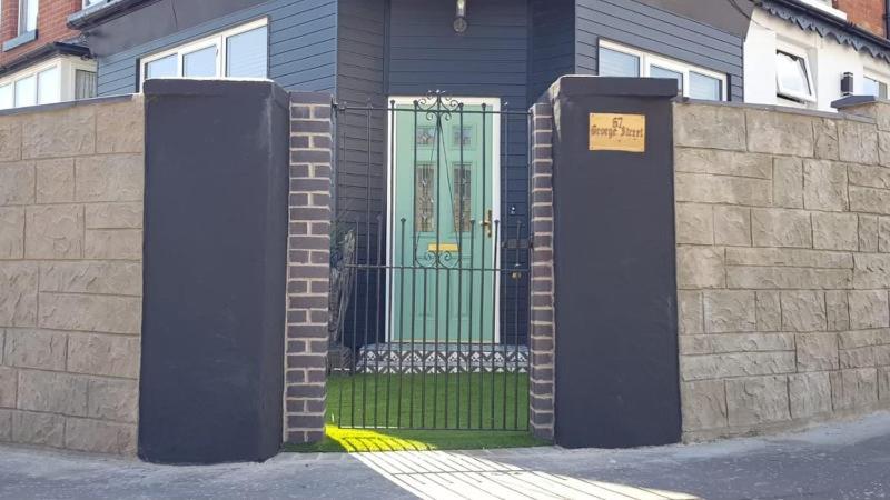 Henderson House *