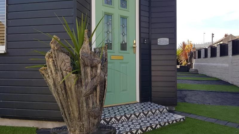 Henderson House Holiday home *