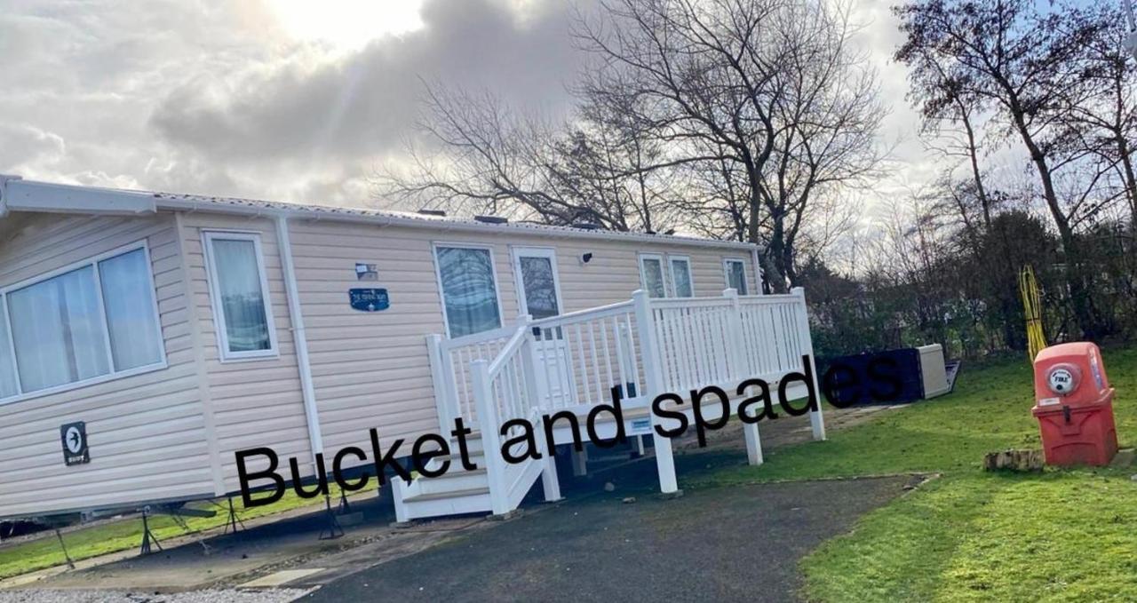 Campsite Caravans Marton Mere *