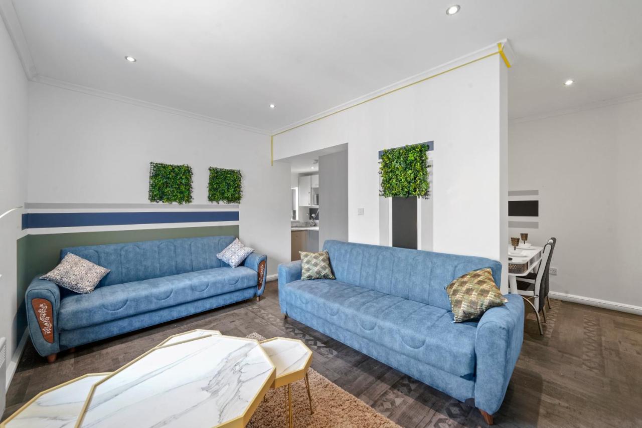 The Deluxe Of - Gym - Cinema Apartment Blackpool